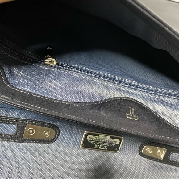 TUMI Formula T Briefcase Black Shoulder Bag - Picture 8 of 13